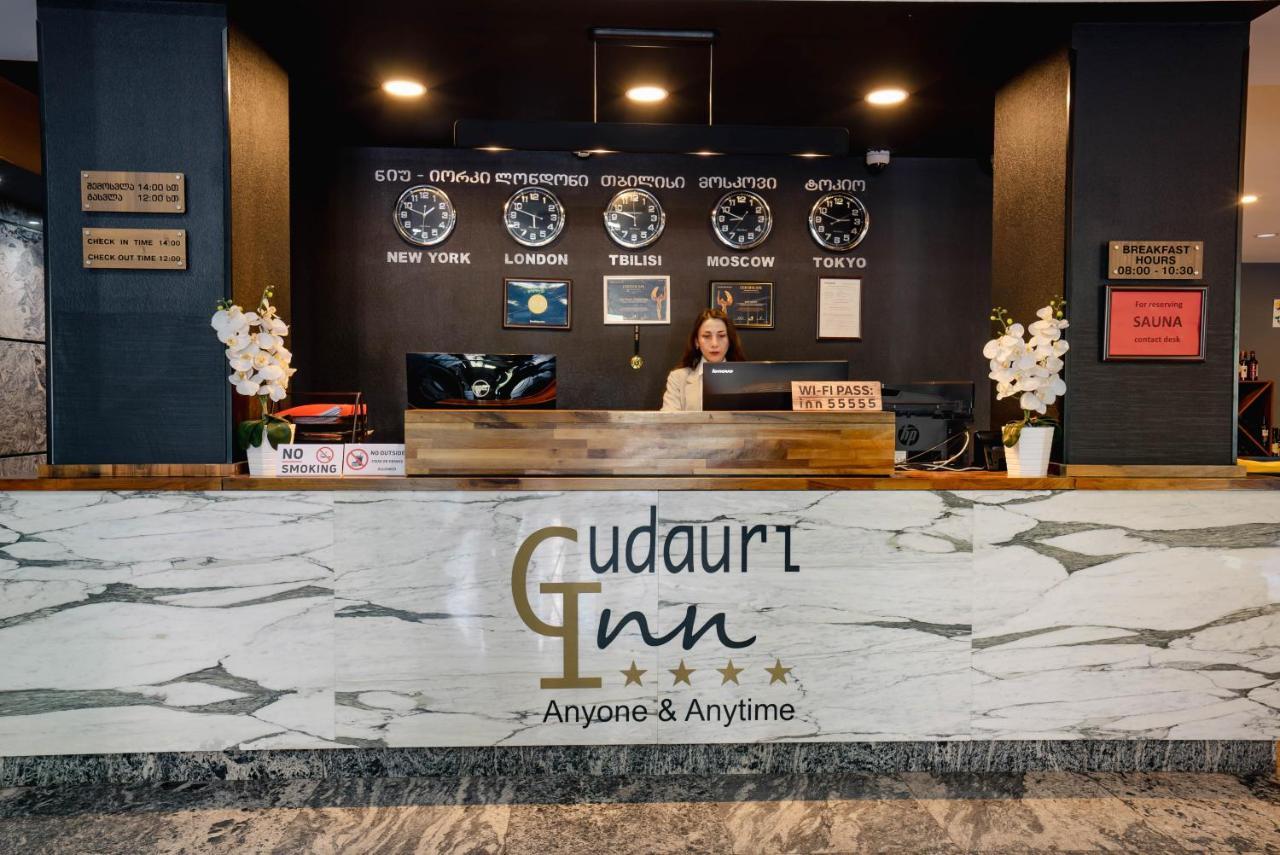Gudauri Inn Exteriör bild Gudaurl Inn